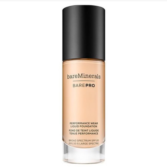 bareMinerals BAREPRO Performance Wear Liquid Foundation SPF 20 in Cashmere 06